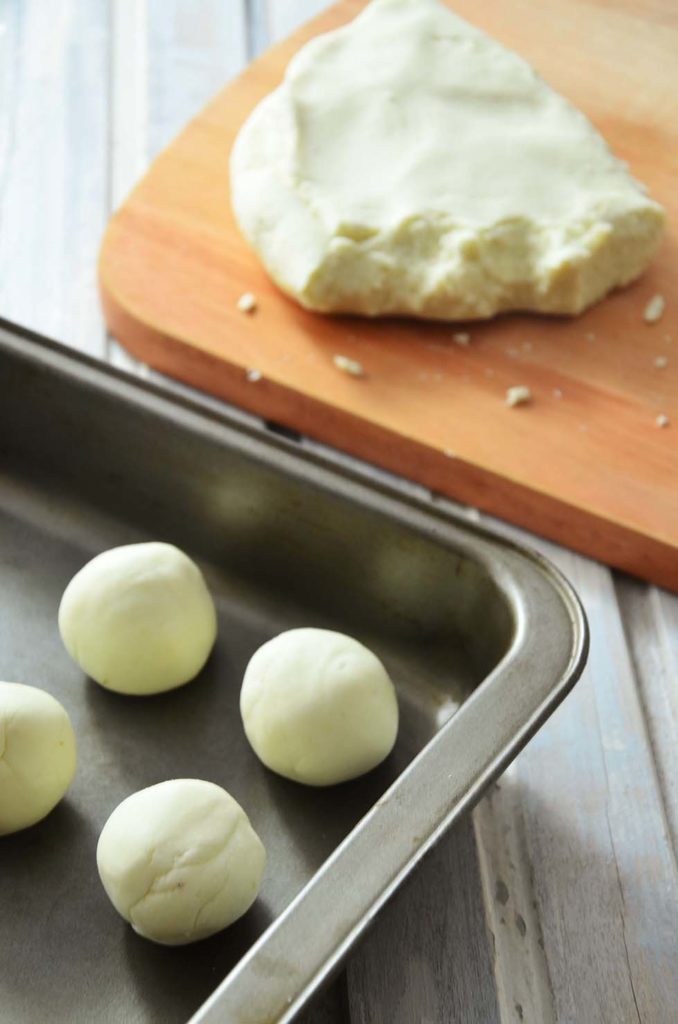 Pão de queijo antes de ir pro forno