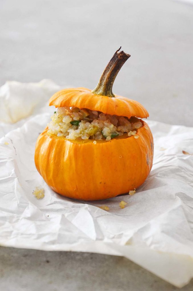 Mini abóbora recheada com quinoa